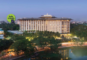  Chatrium Hotel Royal Lake Yangon  Янгон